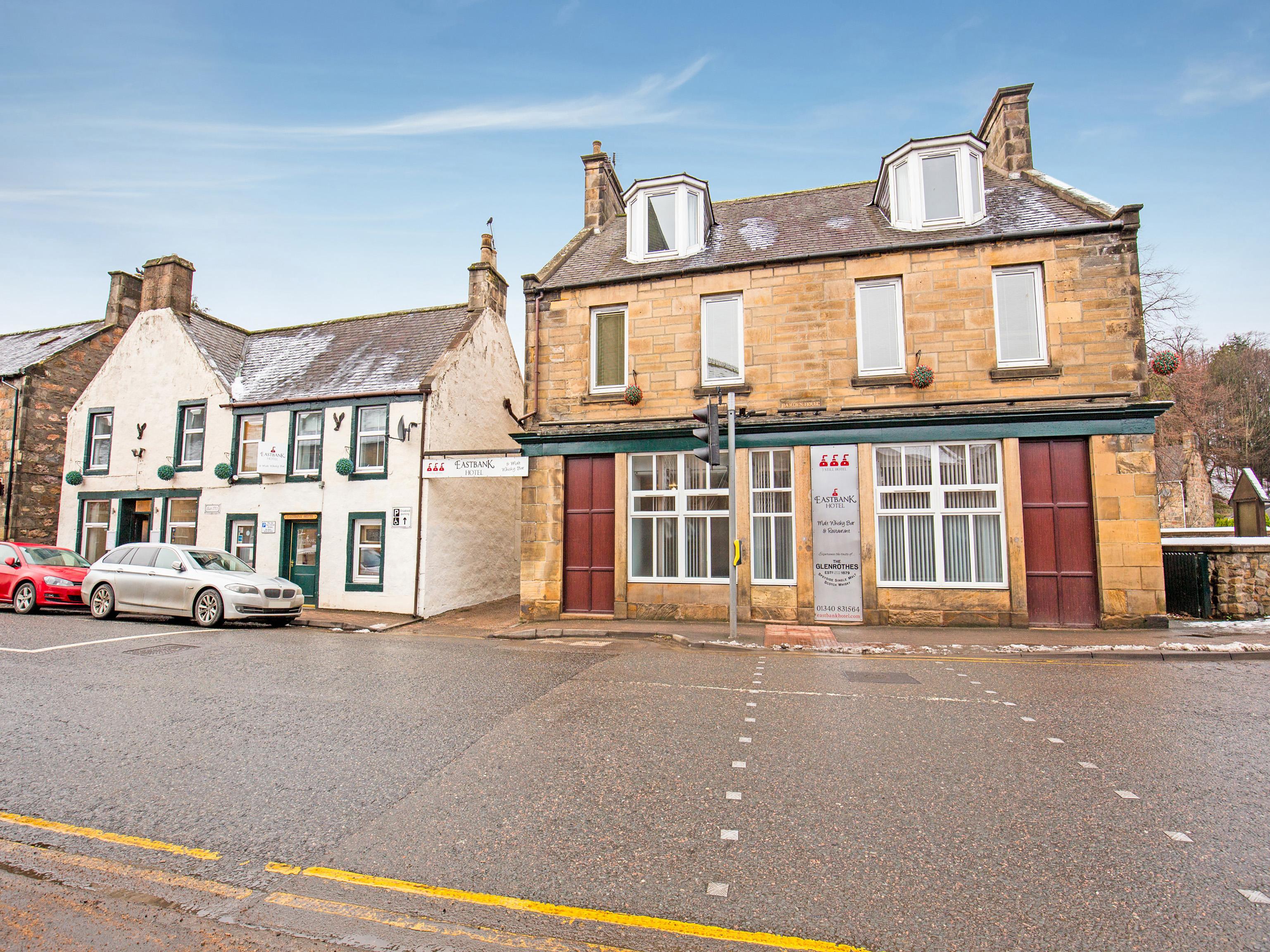 Oyo Eastbank Hotel, Speyside Scotland Rothes Extérieur photo